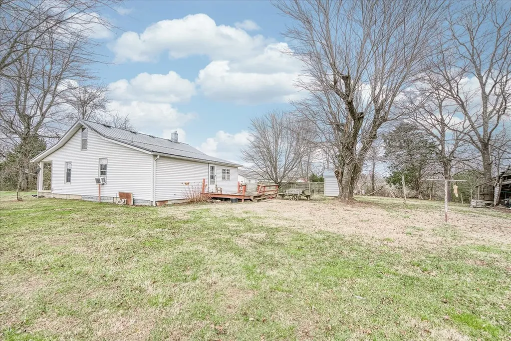 3284 Long Lane Road Cookeville TN 38506