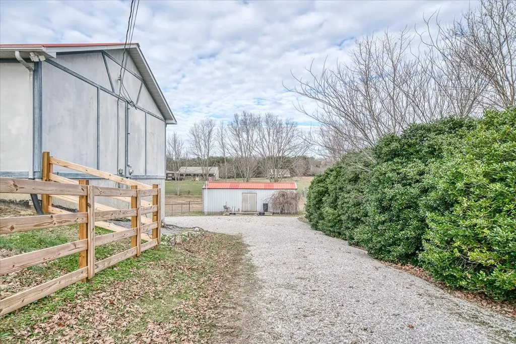 438 Zion Road Cookeville TN 38501