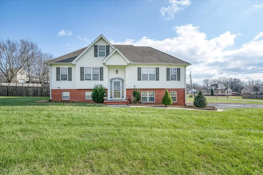 1051 Clemmons Road Cookeville TN 38501