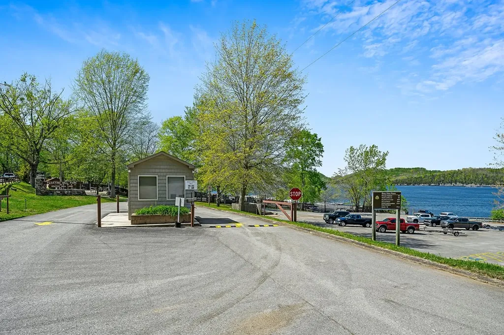 314 Floating Mill Road Silver Point TN 38582