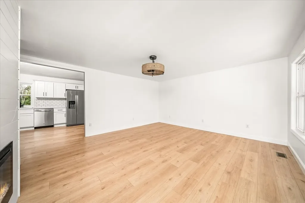 2615 Pen Hook Road Monterey TN 38570