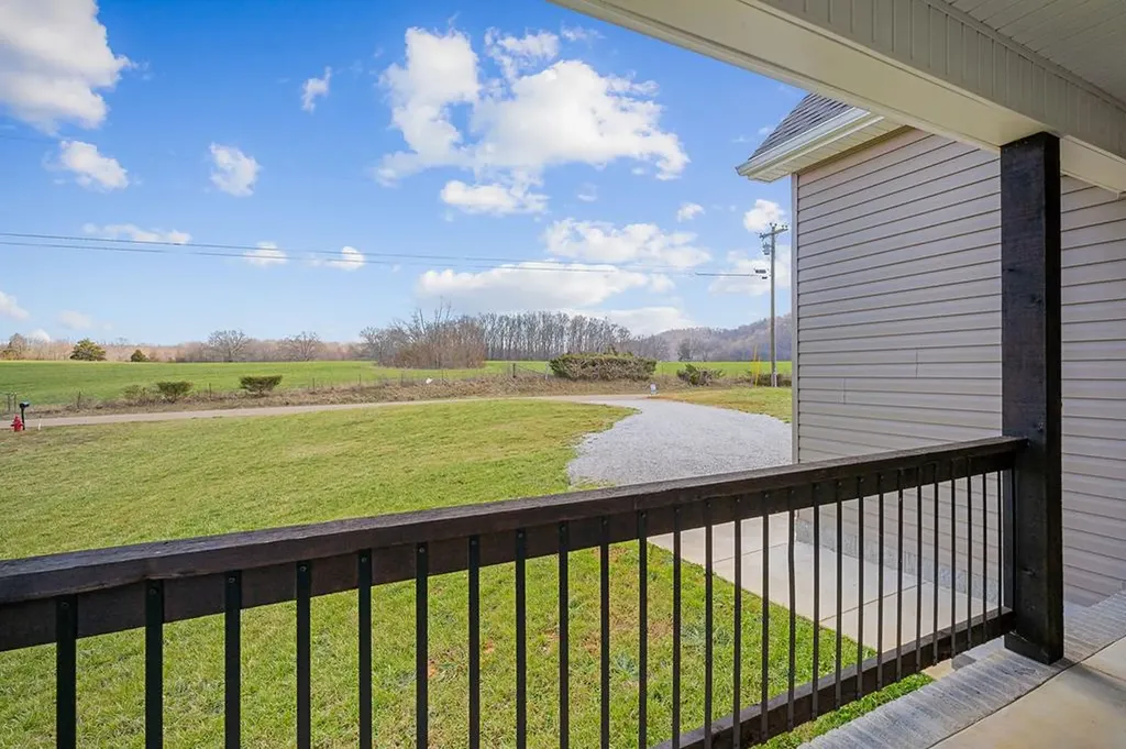 596 Black Oak Road Sparta TN 38583