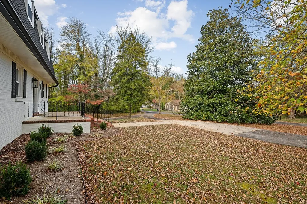 1080 Carol Lane Cookeville TN 38501