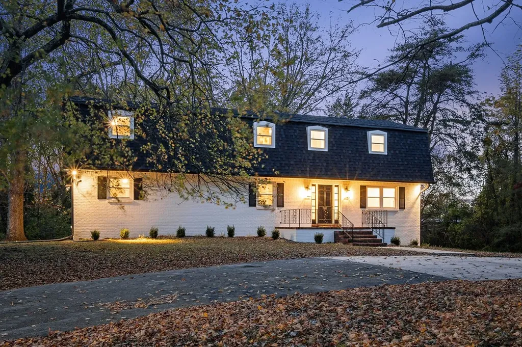 1080 Carol Lane Cookeville TN 38501