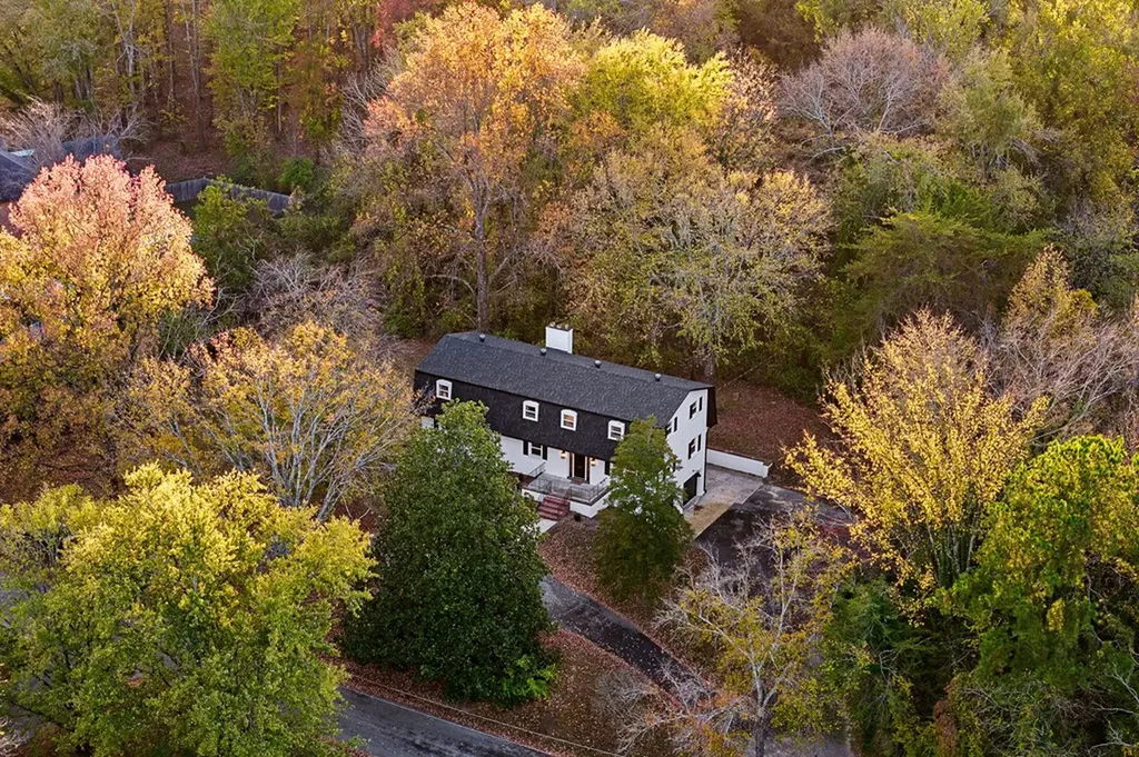 1080 Carol Lane Cookeville TN 38501