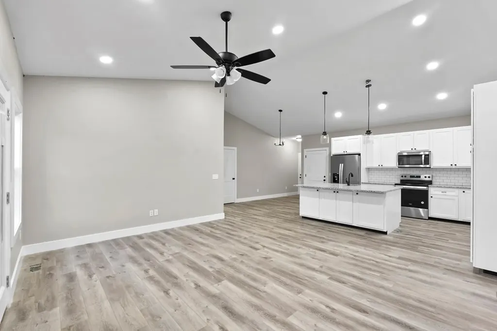 4350 John Gentry Road Baxter TN 38544