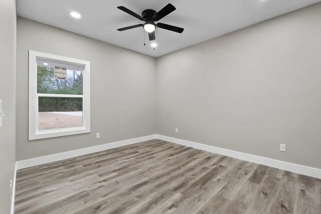 4350 John Gentry Road Baxter TN 38544