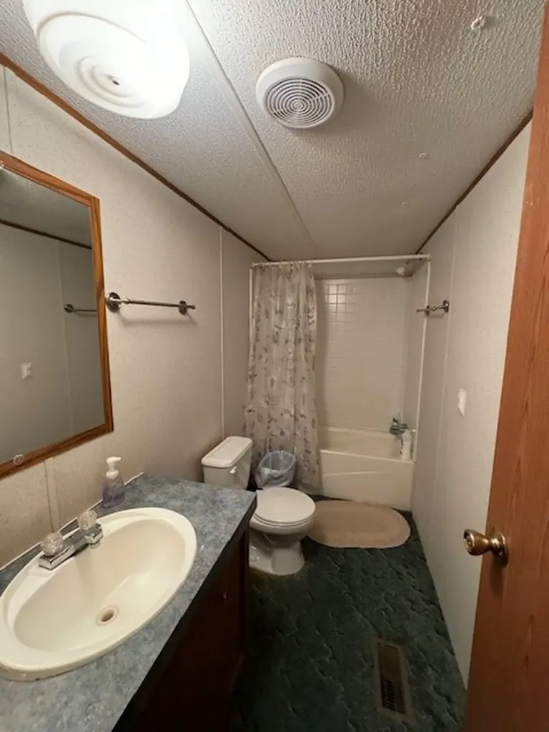 329 Ryan Road Celina TN 38551