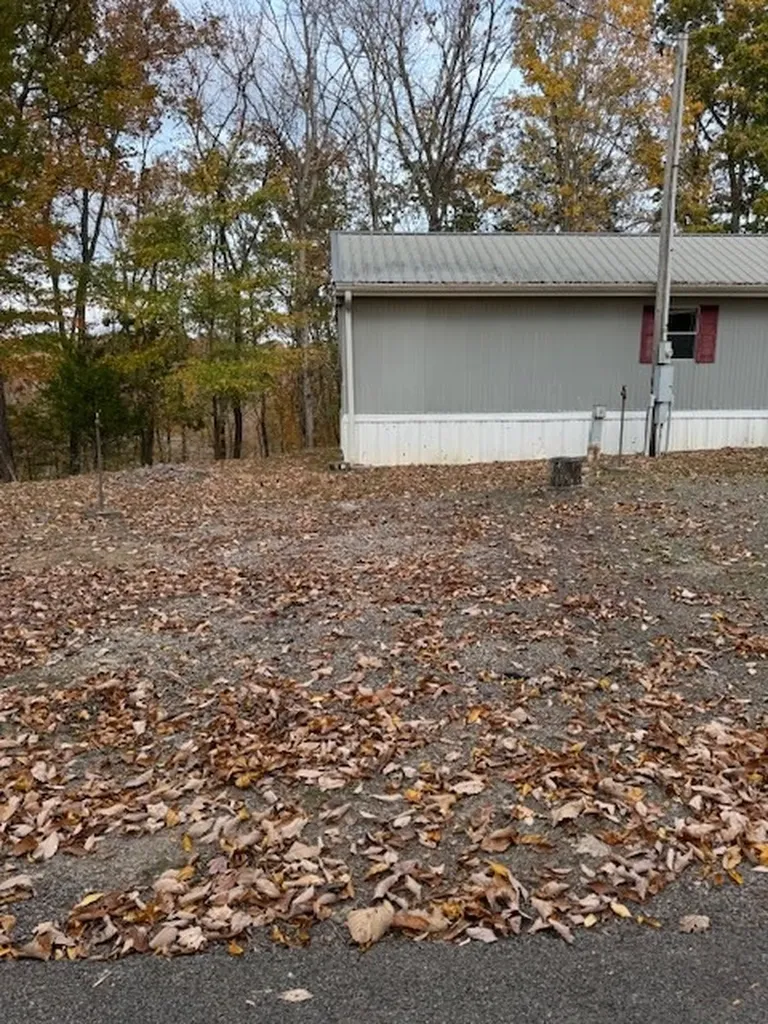 329 Ryan Road Celina TN 38551