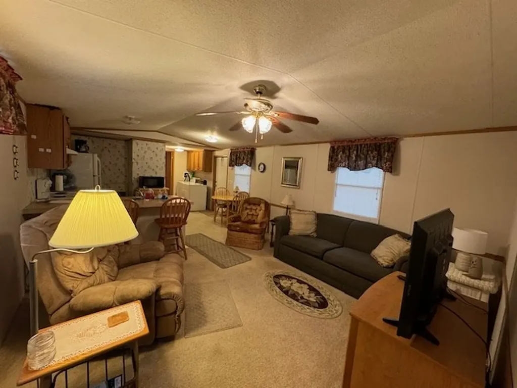 329 Ryan Road Celina TN 38551