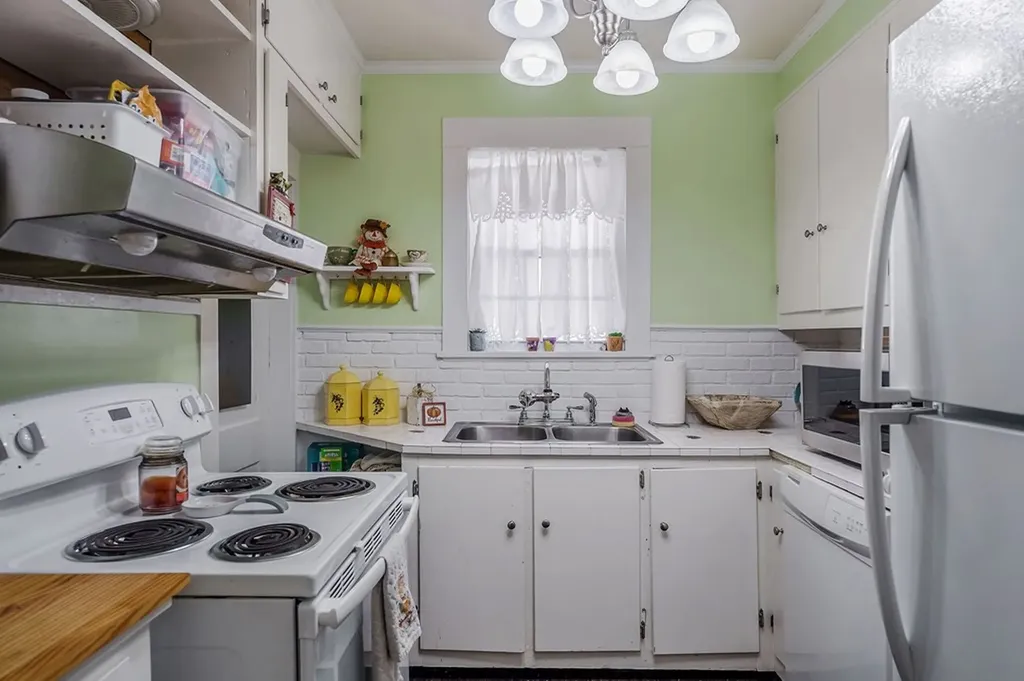 118 S Highland Drive Sparta TN 38583