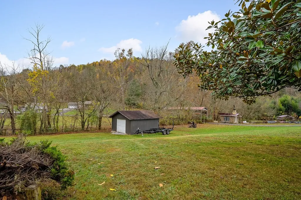 3263 Blackberry Lane Cookeville TN 38506