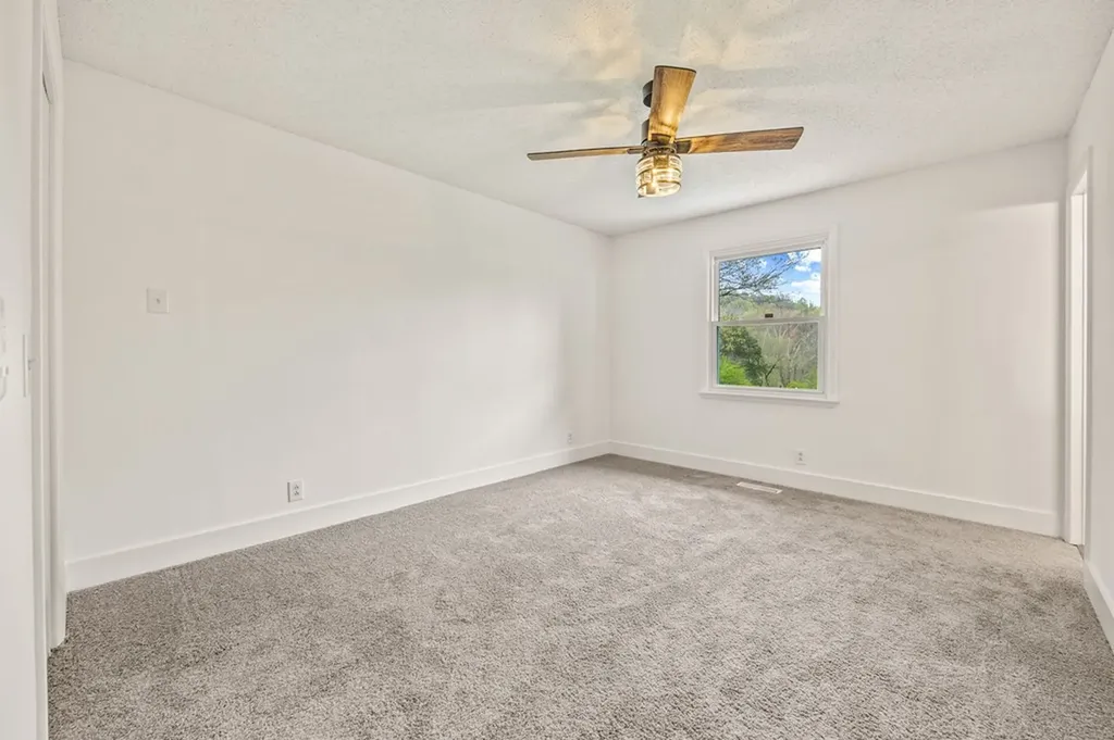 2801 Lakeland Drive Cookeville TN 38506