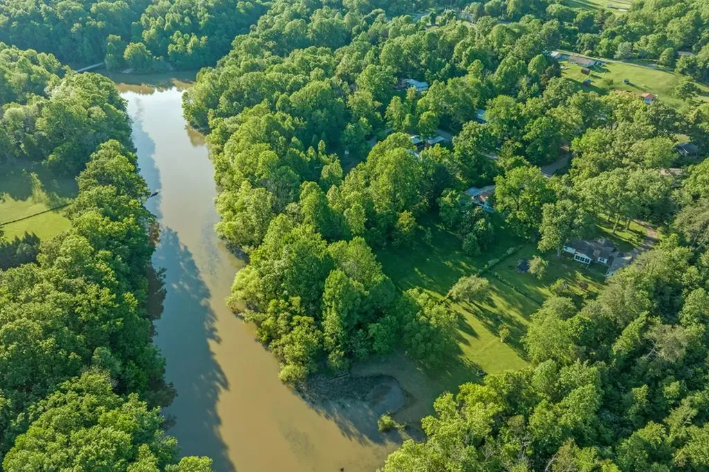 2801 Lakeland Drive Cookeville TN 38506