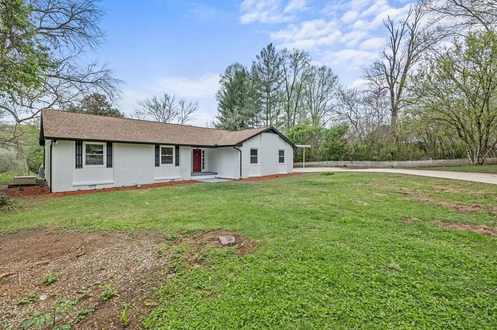 2801 Lakeland Drive Cookeville TN 38506