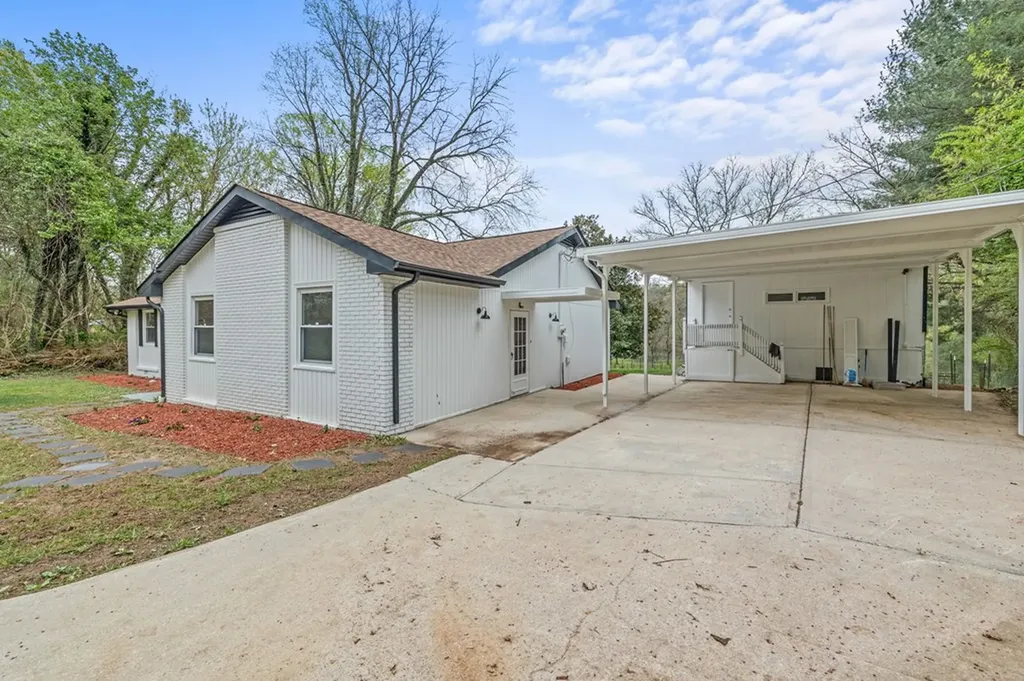 2801 Lakeland Drive Cookeville TN 38506