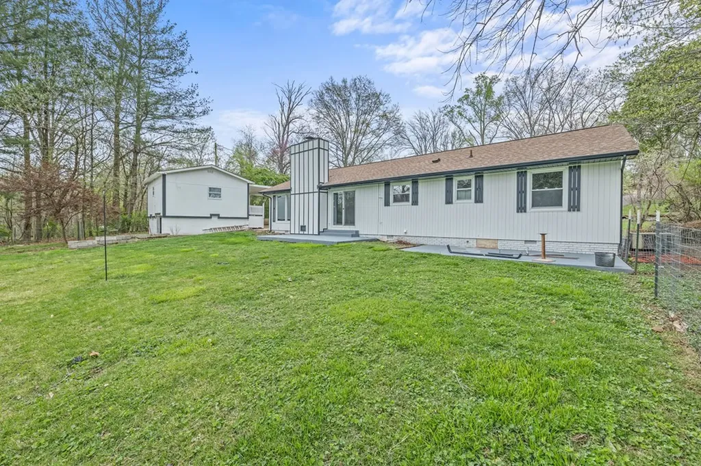 2801 Lakeland Drive Cookeville TN 38506