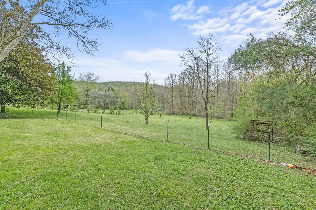 2801 Lakeland Drive Cookeville TN 38506