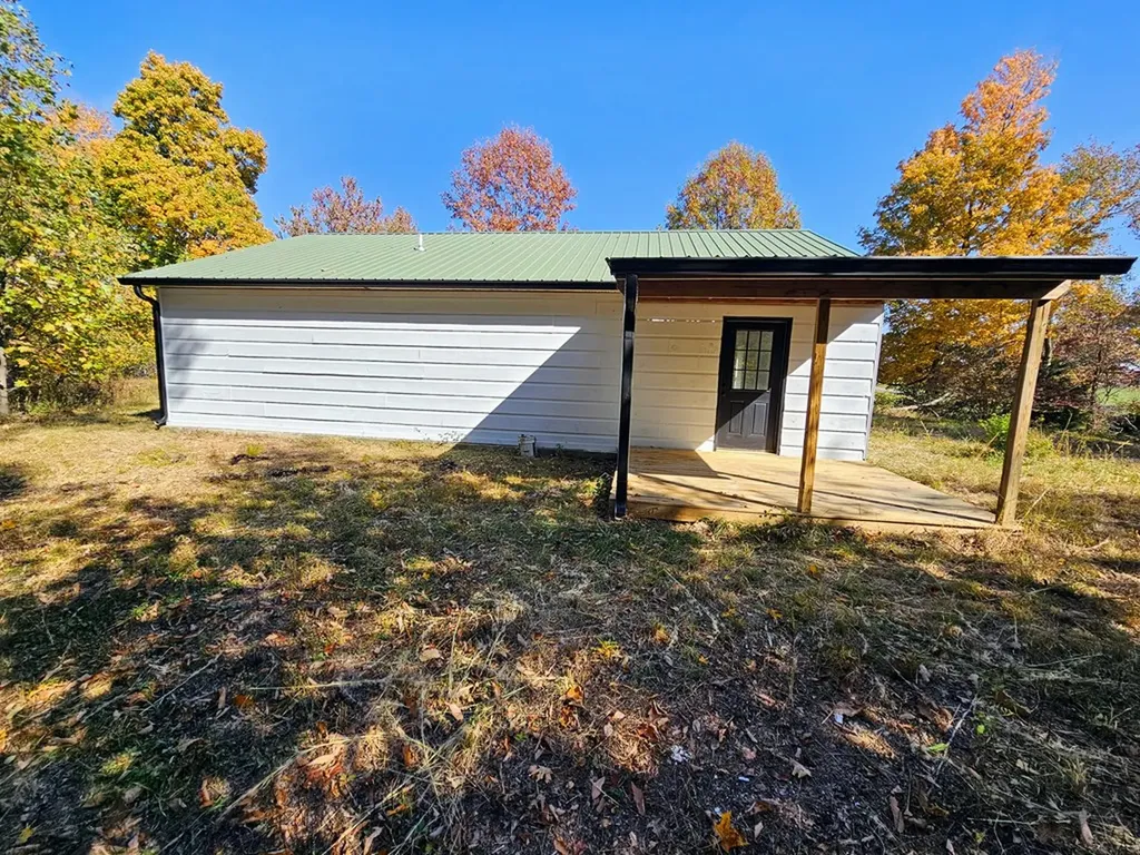 7525 Bluff Top Road Sparta TN 38583
