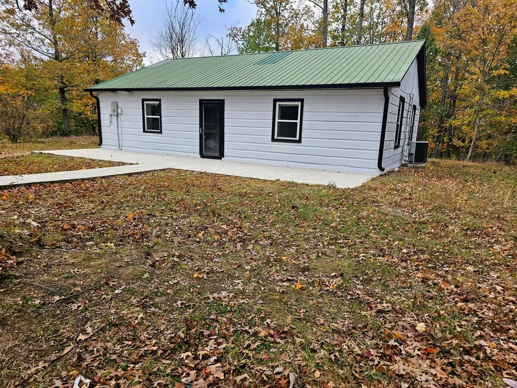 7525 Bluff Top Road Sparta TN 38583