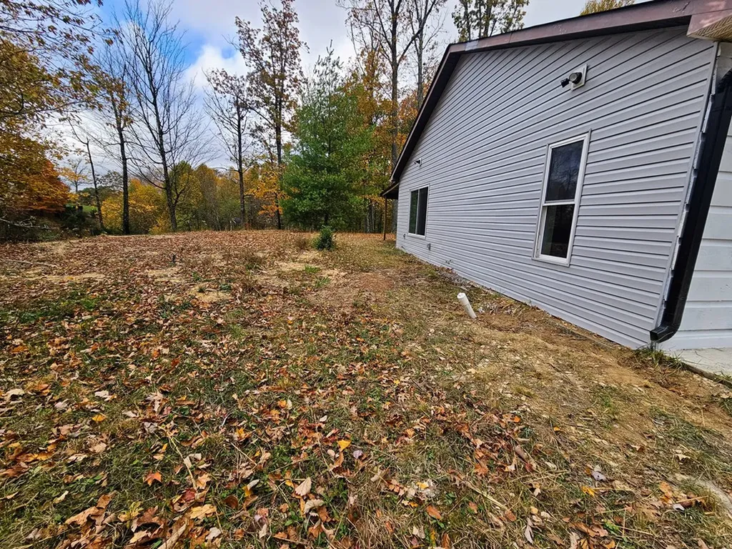 7525 Bluff Top Road Sparta TN 38583