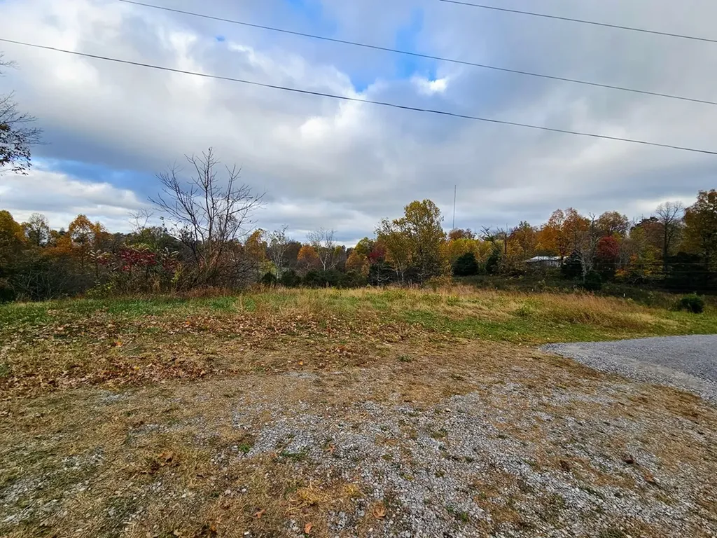 7525 Bluff Top Road Sparta TN 38583