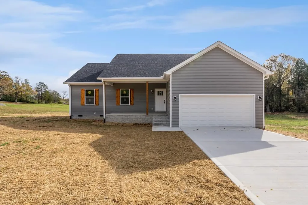 4300 John Gentry Road Baxter TN 38544