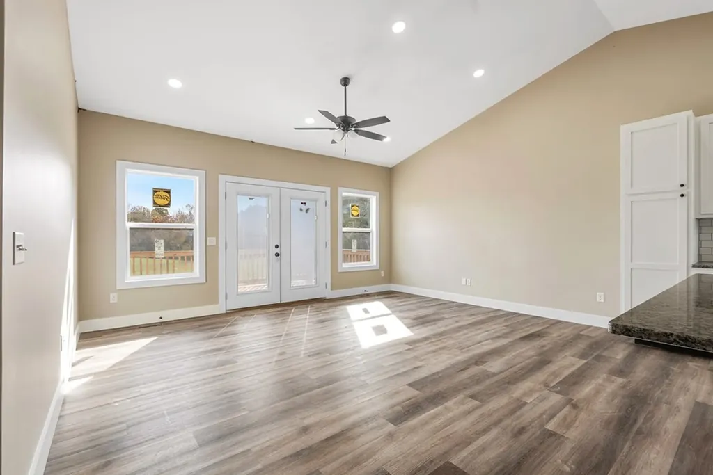 4300 John Gentry Road Baxter TN 38544