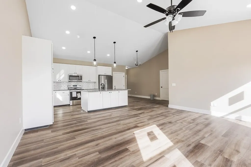 4300 John Gentry Road Baxter TN 38544