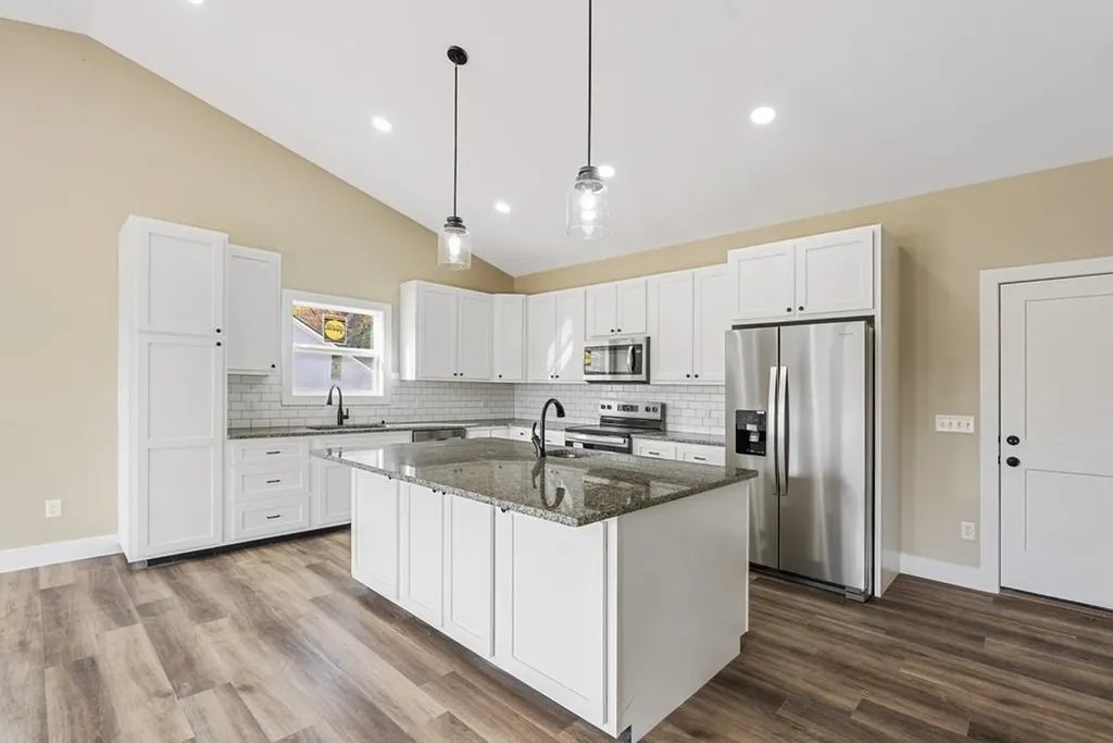 4300 John Gentry Road Baxter TN 38544