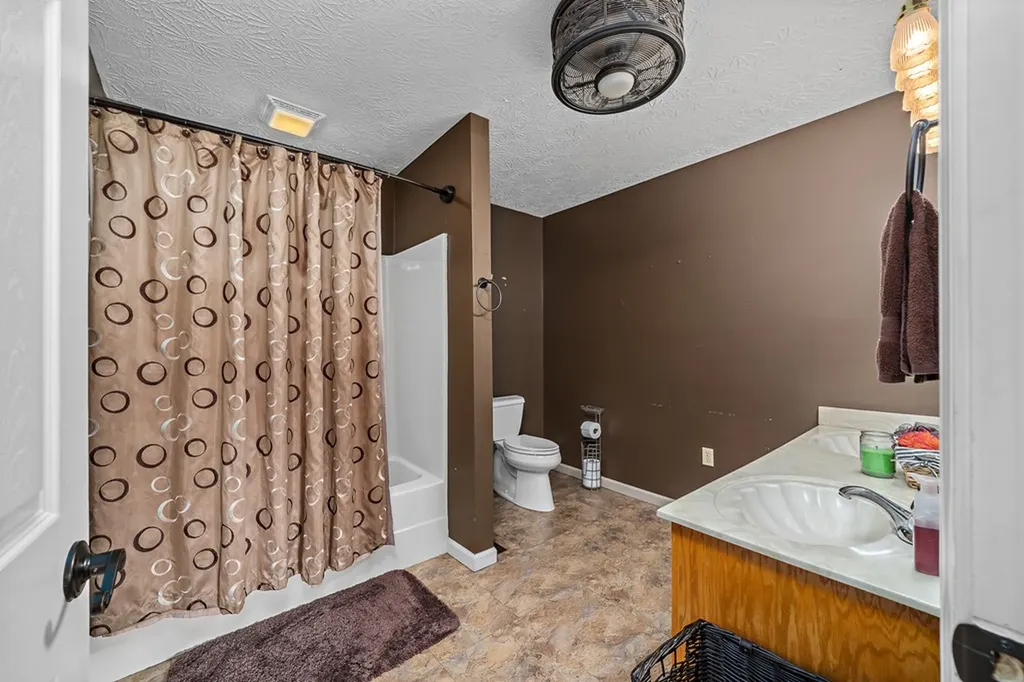 1130 Old Martha Washington Road Clarkrange TN 38553