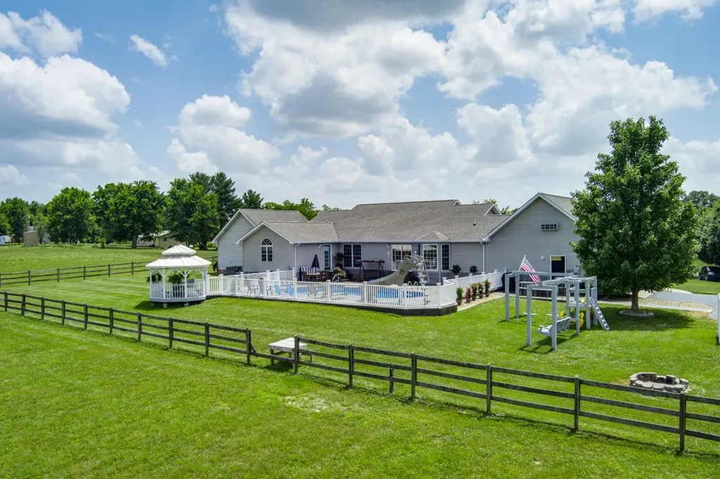 1130 Old Martha Washington Road Clarkrange TN 38553