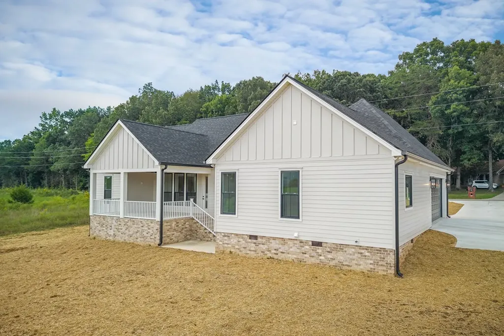 138 Bilbrey Road Livingston TN 38570