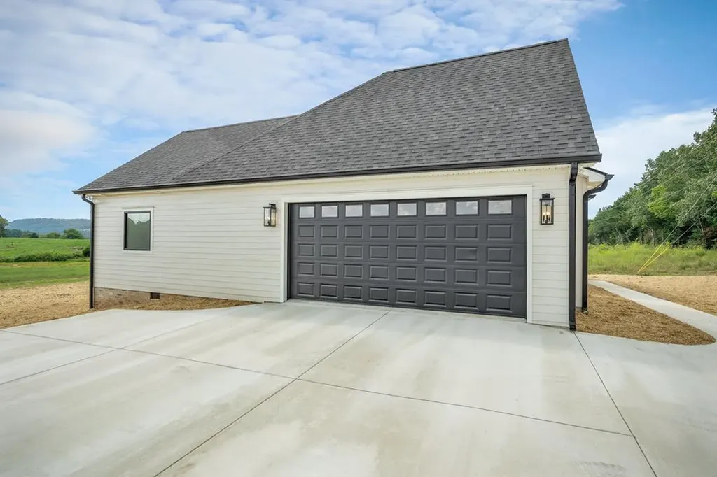 138 Bilbrey Road Livingston TN 38570