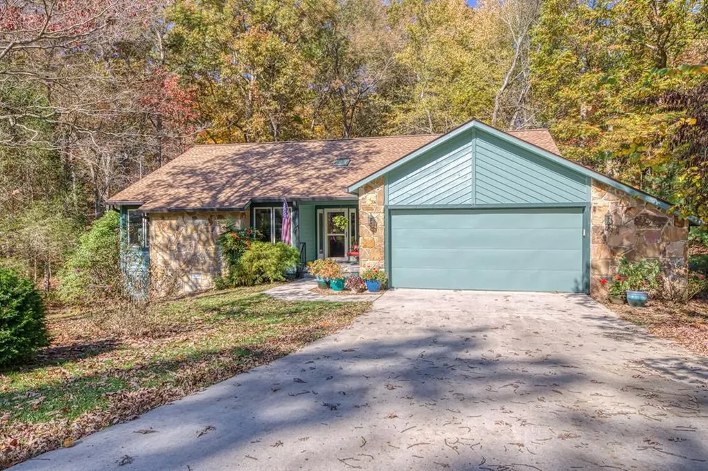 54 Heather Glen Court Crossville TN 38558