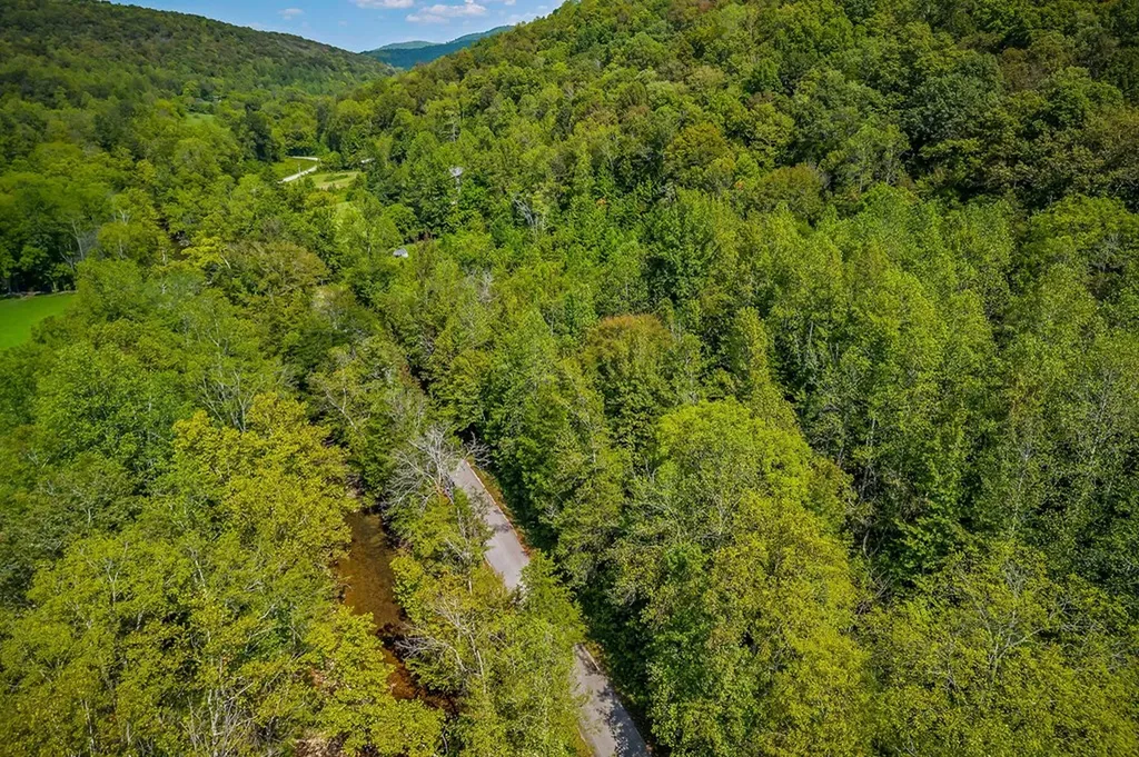461 Shiloh Road Crawford TN 38554