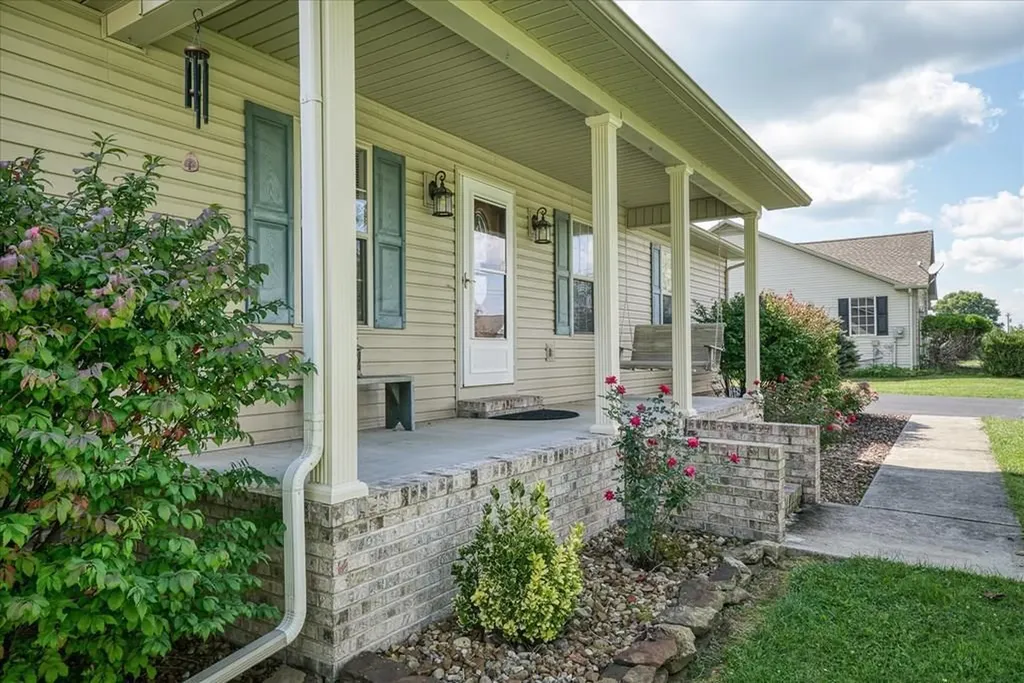 104 Lakyn Drive Crossville TN 38571