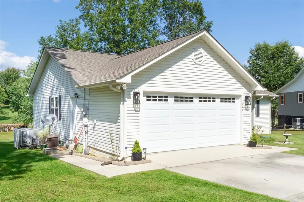 711 Chacoto Drive Crossville TN 38572