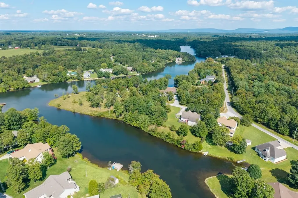 711 Chacoto Drive Crossville TN 38572