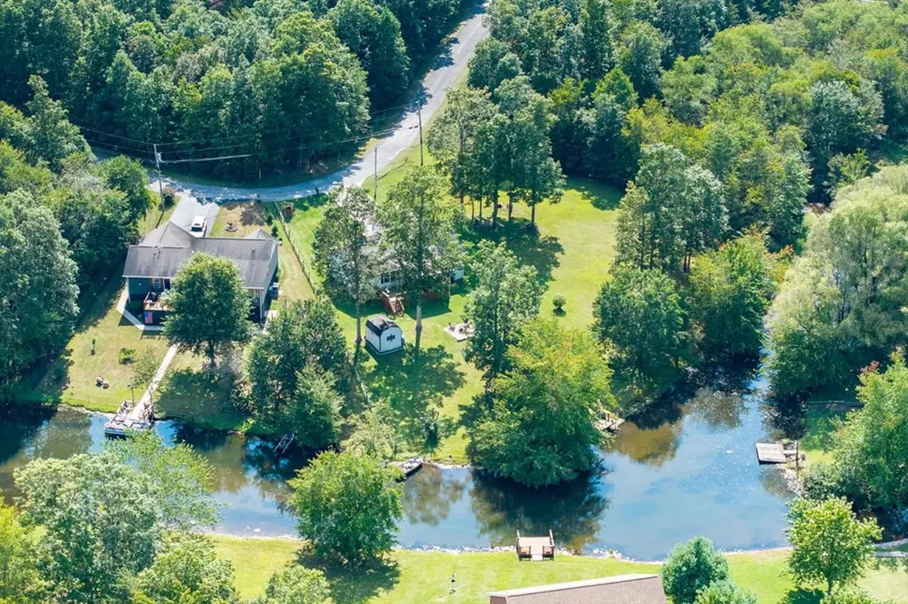 711 Chacoto Drive Crossville TN 38572