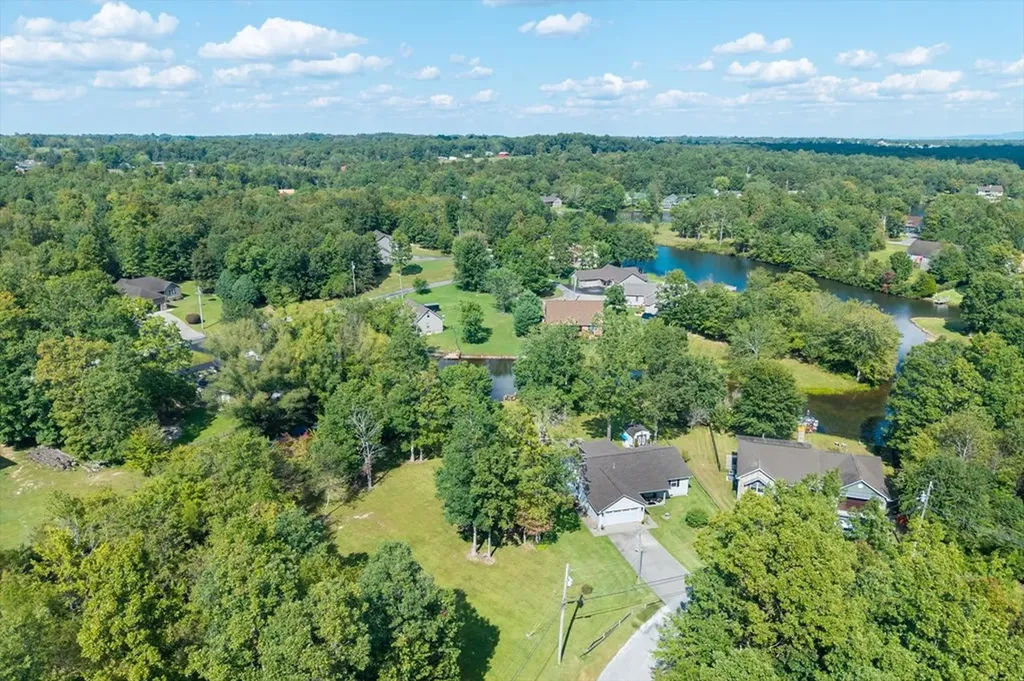 711 Chacoto Drive Crossville TN 38572