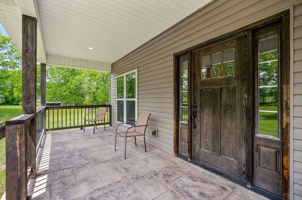 2015 Memory Garden Road Jamestown TN 38556