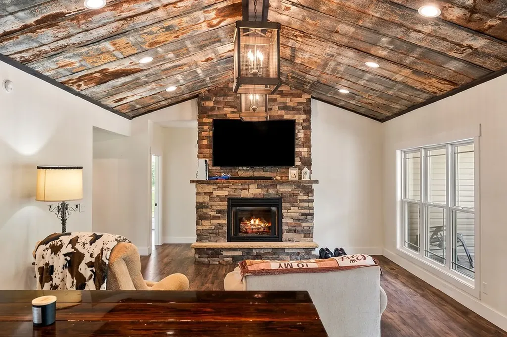 2015 Memory Garden Road Jamestown TN 38556