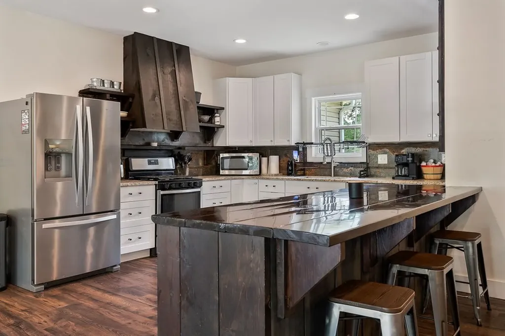 2015 Memory Garden Road Jamestown TN 38556