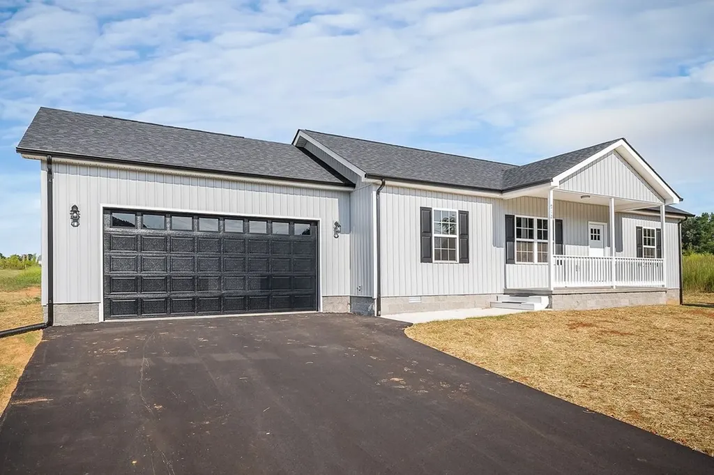 912 Frank Anderson Road Sparta TN 38583