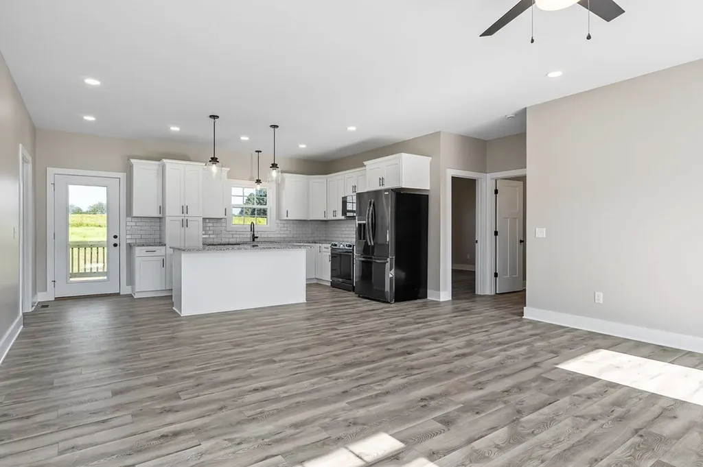 912 Frank Anderson Road Sparta TN 38583