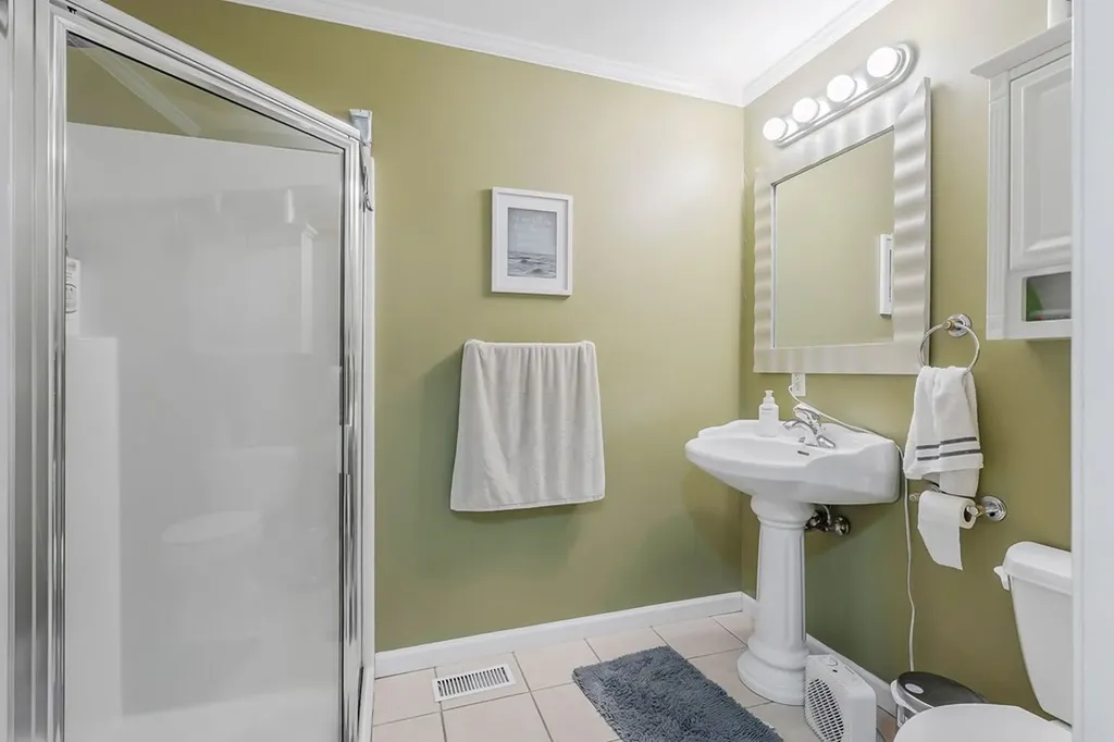 403 Woodland Street Livingston TN 38570