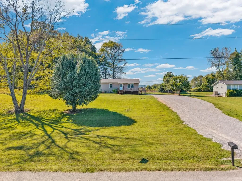 430 Wallace Street Doyle TN 38559