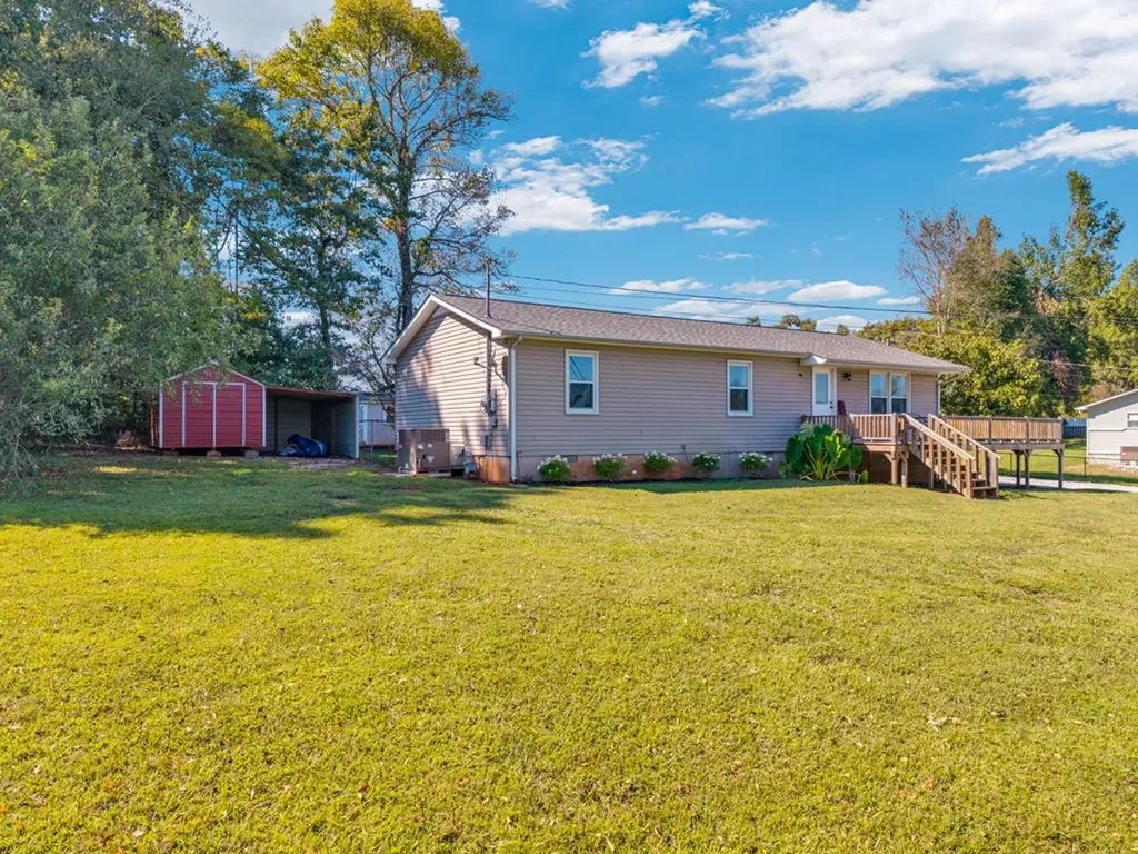 430 Wallace Street Doyle TN 38559