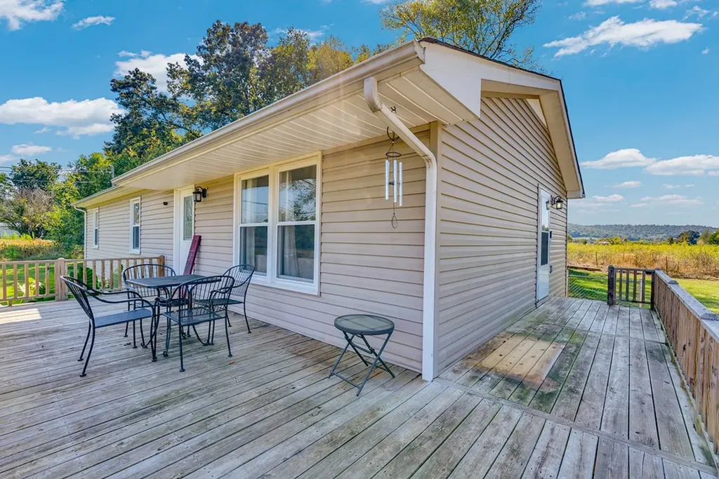 430 Wallace Street Doyle TN 38559